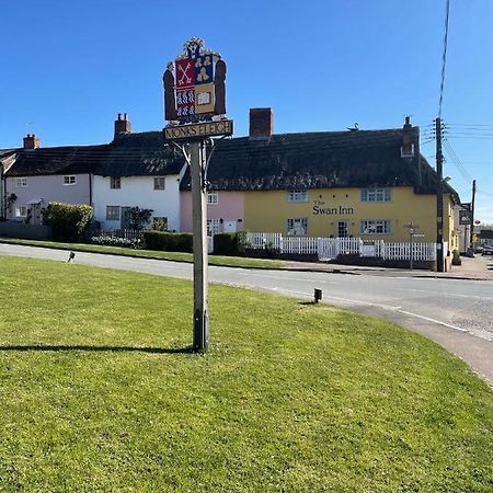 The Swan Inn Monks Eleigh Экстерьер фото