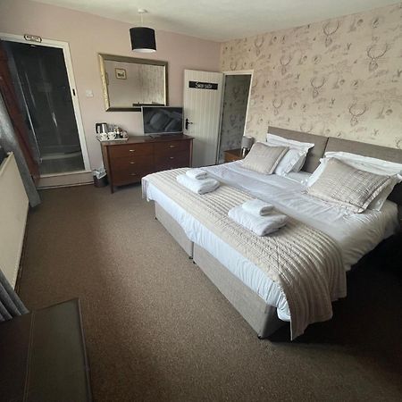 The Swan Inn Monks Eleigh Экстерьер фото