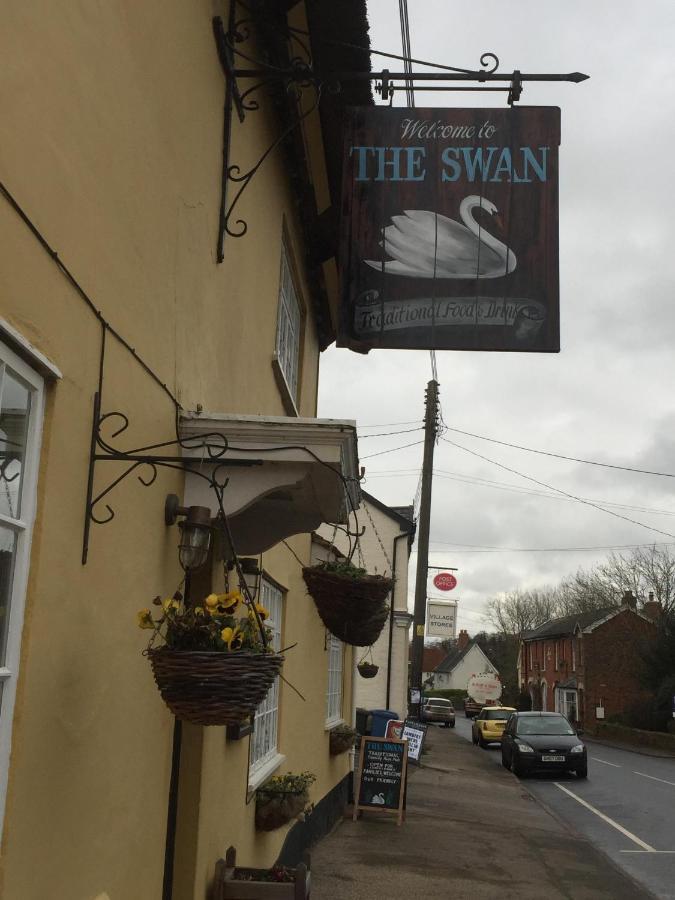 The Swan Inn Monks Eleigh Экстерьер фото